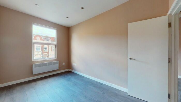 1 Bedroom Flat To Rent In High Road, London, N22