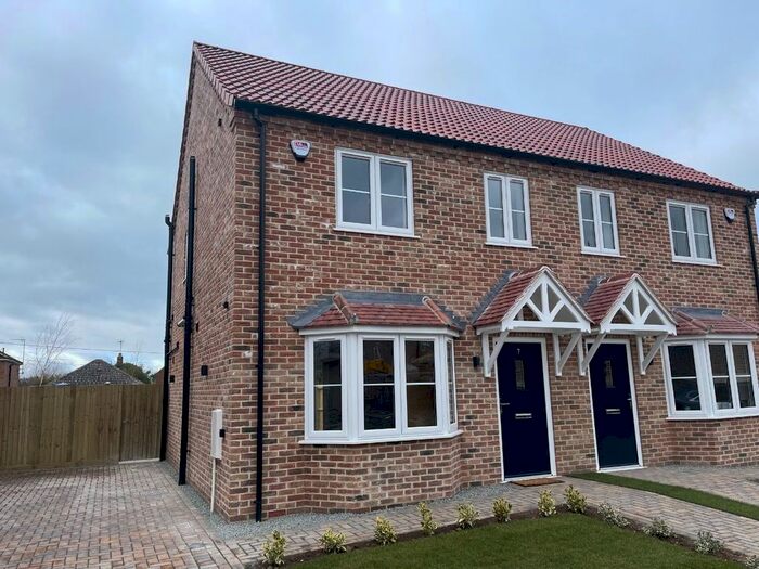 3 Bedroom Semi-Detached House To Rent In Delamore Drive, Wisbech, PE13