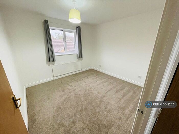3 Bedroom Terraced House To Rent In Siddons Close, Peterborough, PE8