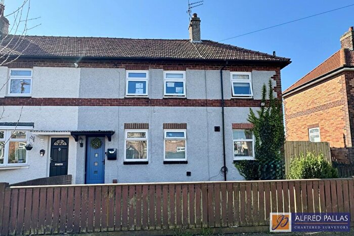 4 Bedroom End Of Terrace House For Sale In Newbold Avenue, Monkwearmouth, Sunderland, SR5
