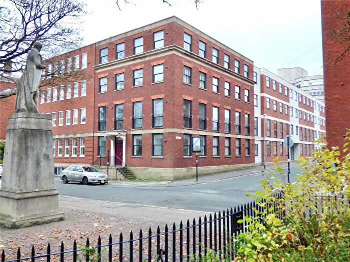 3 Bedroom Flat For Sale In Cross Street, Preston, Lancashire, PR1