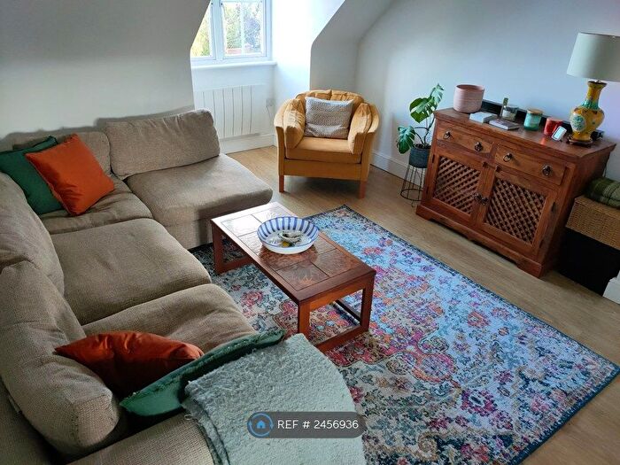 2 Bedroom Flat To Rent In Hannah Court, London, N13