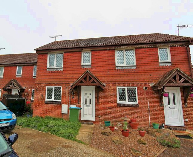 3 Bedroom House To Rent In Crundens Corner, Rustington, BN16