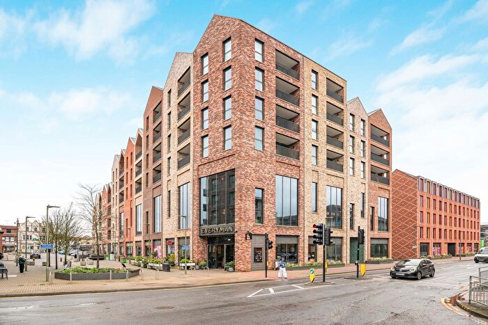 2 Bedroom Flat For Sale In Station Road North, Egham, Surrey, TW20