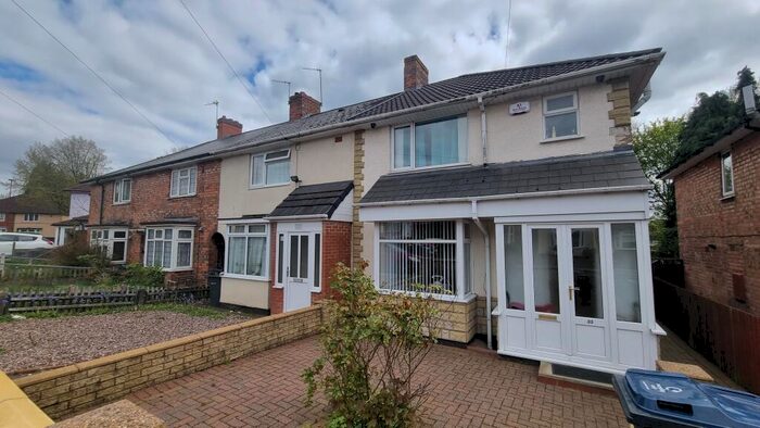 3 Bedroom Semi-Detached House To Rent In Colindale Road, Kingstanding, B44