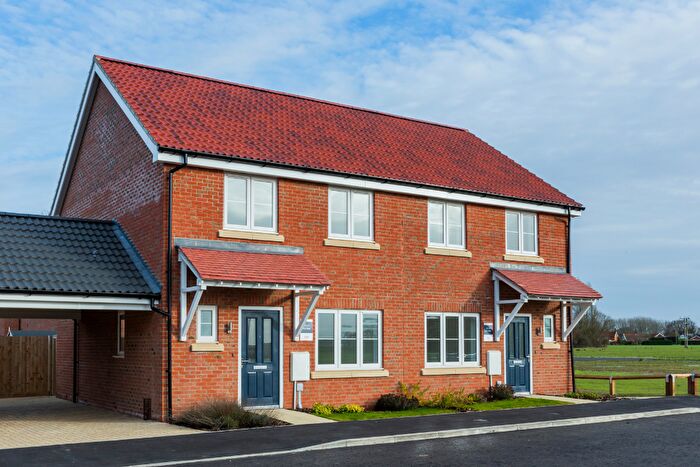 3 Bedroom Semi-Detached House For Sale In New Street, Suffolk, Stradbroke, IP21