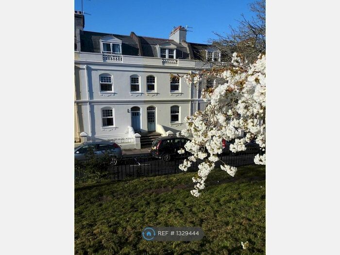 1 Bedroom Flat To Rent In Citadel Road East, Plymouth, PL1