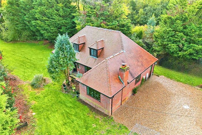 4 Bedroom Bungalow For Sale In Abbots Hill, Ospringe, Faversham, Kent, ME13