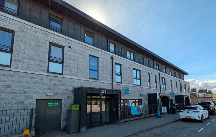 2 Bedroom Flat To Rent In North Deeside Road, Peterculter, AB14