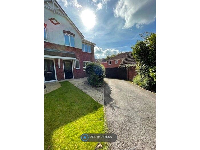 3 Bedroom Semi-Detached House To Rent In Woodlark Drive, Chorley, PR7