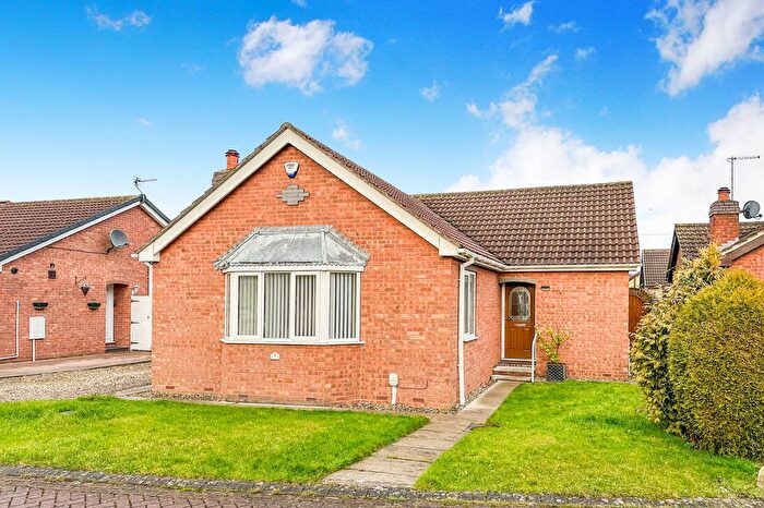 3 Bedroom Bungalow For Sale In Grassam Close, Preston, Hull, HU12
