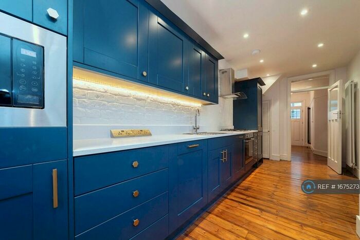 3 Bedroom Terraced House To Rent In Lansdowne Road, London, E4