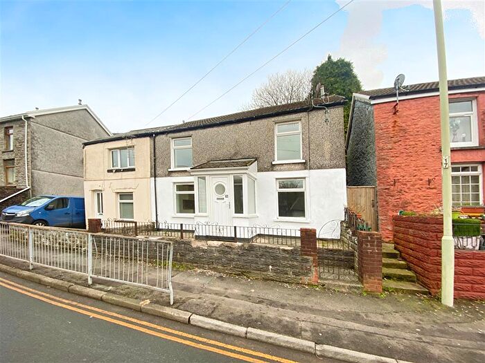 3 Bedroom House To Rent In Miskin Road, Tonypandy, CF40