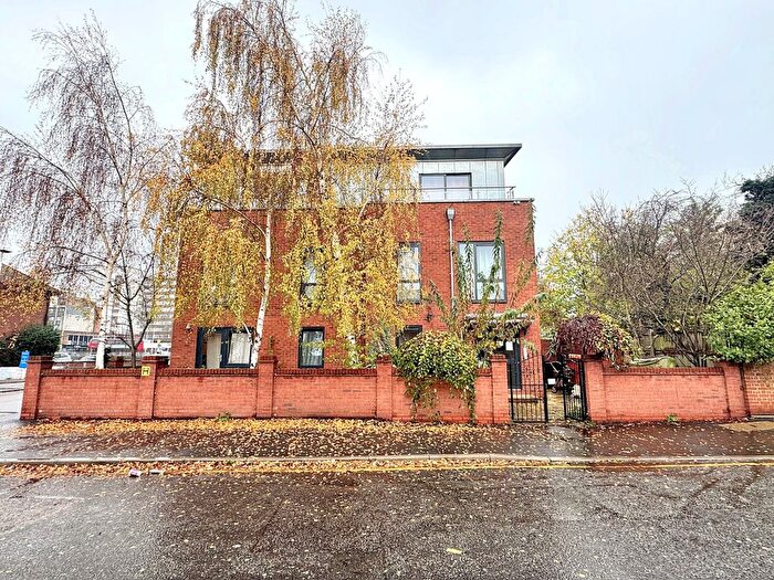 2 Bedroom Flat To Rent In Como Street, Romford, RM7