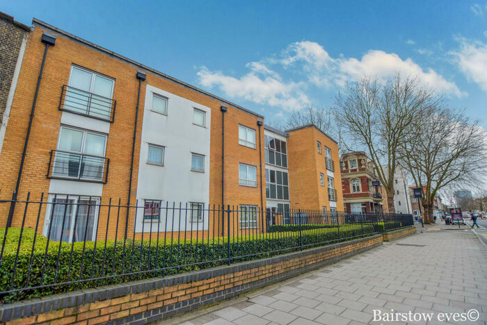 2 Bedroom Apartment To Rent In Zero Deposit Option, Candlelight Court Stratford, E15