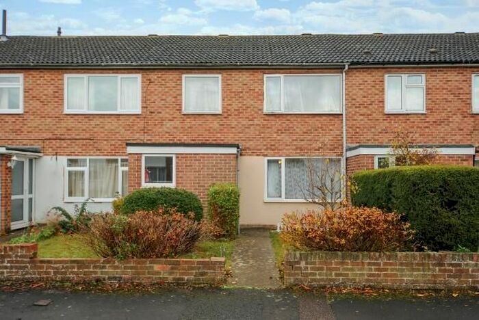 3 Bedroom Terraced House To Rent In Off Churchill Road, Bicester, OX26