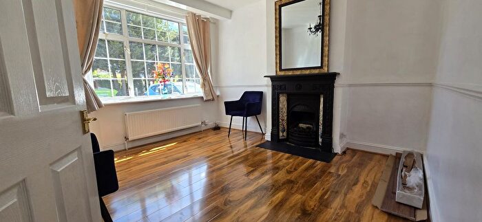 3 Bedroom Semi-Detached House To Rent In Orchard Close, Uxbridge, UB9