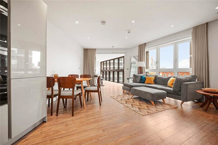 3 Bedroom Apartment For Sale In Wiverton Tower, E1
