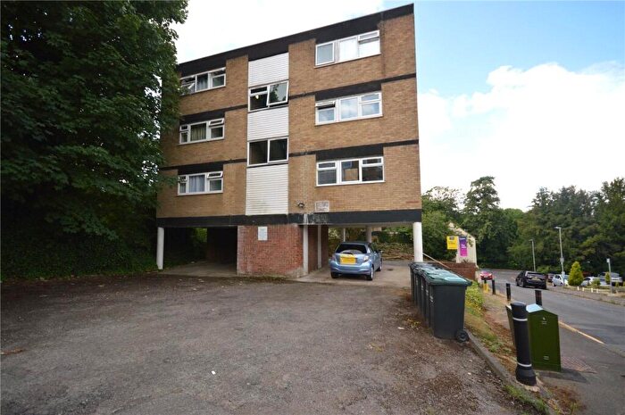 1 Bedroom Apartment For Sale In Gregories Close, Luton, Bedfordshire, LU3