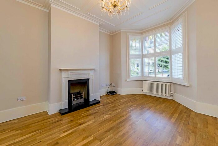 5 Bedroom Property To Rent In Wilton Avenue, London, W4