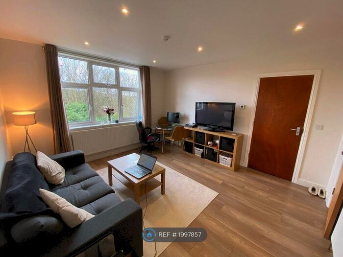 1 Bedroom Flat To Rent In Balbec Avenue, Leeds, LS6