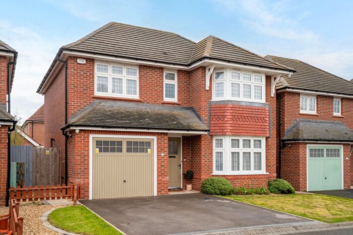 4 Bedroom Detached House For Sale In Farro Drive, York, YO30