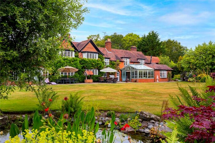 6 Bedroom Detached House For Sale In Reading Road, Padworth Common, Reading, Berkshire, RG7