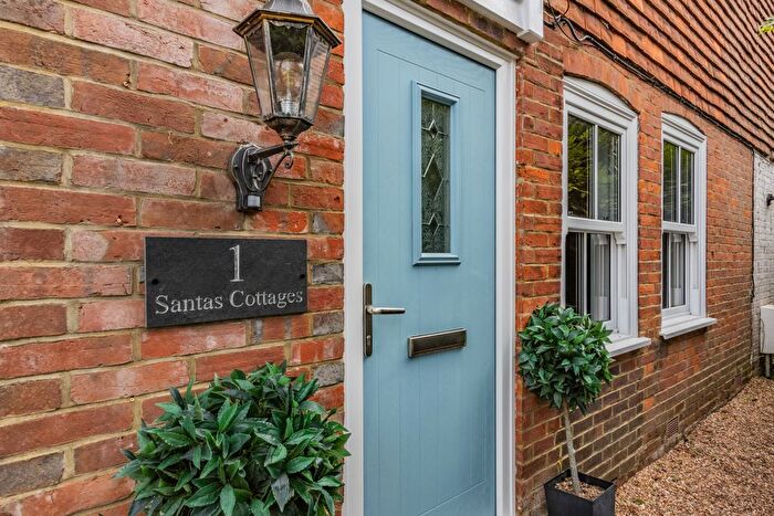 2 Bedroom Semi Detached House To Rent In Cranbrook Road, Hawkhurst, Cranbrook, TN18