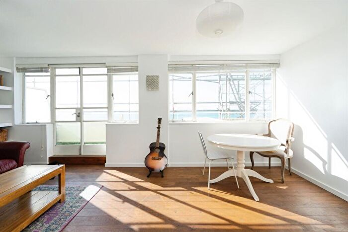 1 Bedroom Apartment For Sale In Kings Road, Brighton, BN1