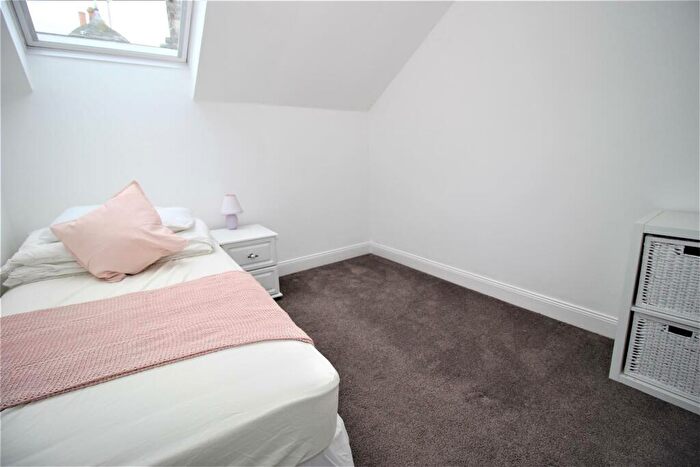 2 Bedroom Flat To Rent In Argyle Street, St. Andrews, KY16