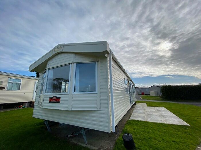 2 Bedroom Caravan For Sale In Wood Park, SA70