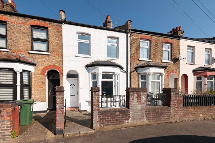 3 Bedroom House For Sale In Woodlands Road, Wood Street, E17