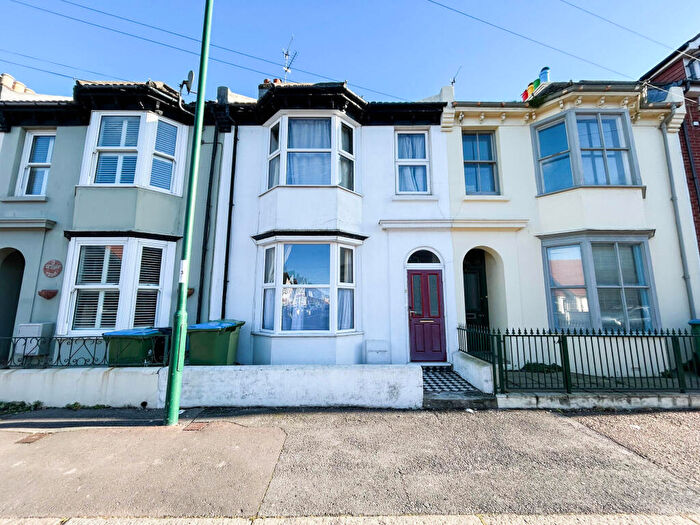 3 Bedroom Terraced House For Sale In Argyle Road, Bognor Regis, PO21