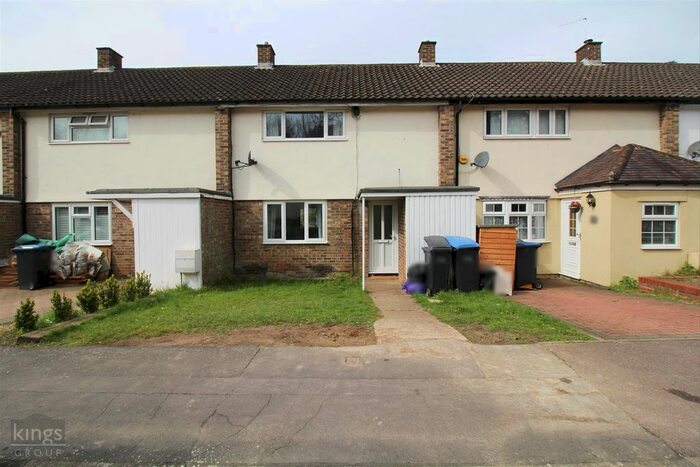 2 Bedroom Property To Rent In Fold Croft, Harlow, CM20