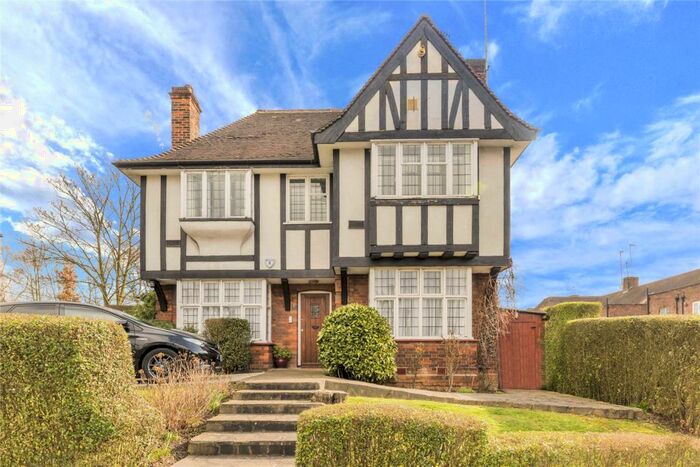 1 Bedroom Apartment To Rent In Ossulton Way, Finchley, N2