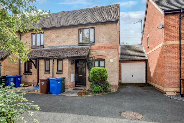 2 Bedroom Terraced House To Rent In Hawksmead, Bicester, Oxfordshire, OX26