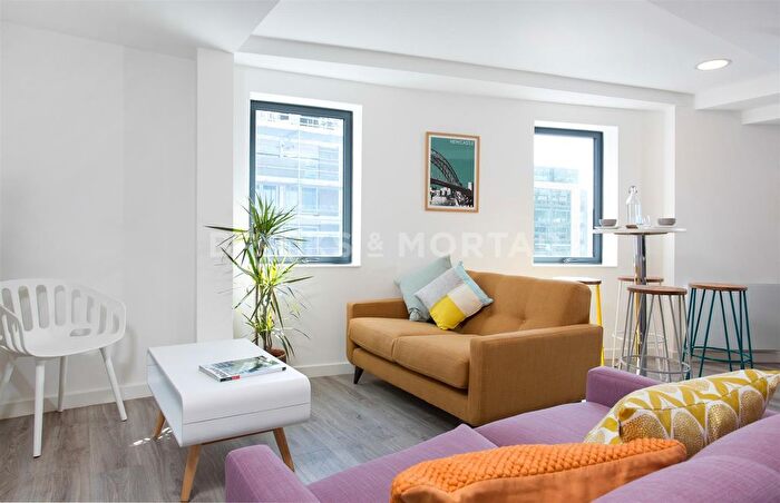 4 Bedroom Flat To Rent In St. James Street, Newcastle Upon Tyne, NE1