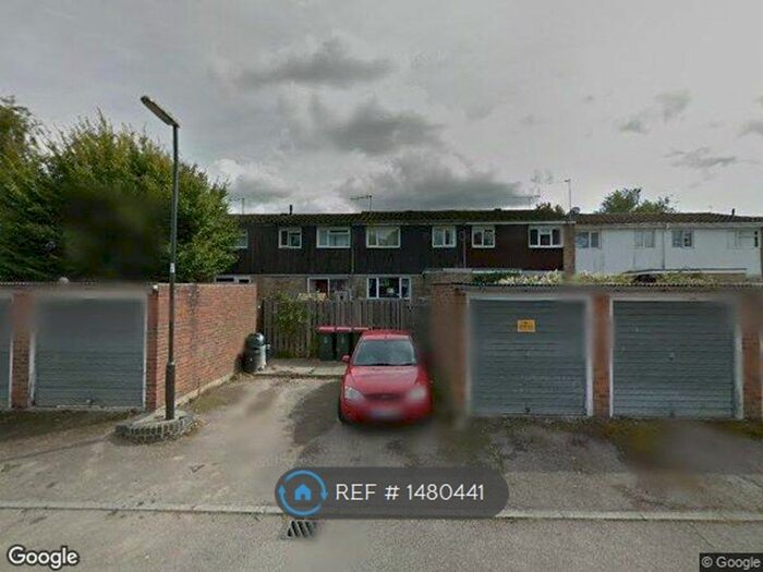 3 Bedroom End Of Terrace House To Rent In Glanville Walk, Crawley, RH11