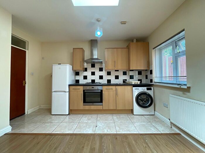 1 Bedroom Flat To Rent In Uxbridge Road, Hanwell, W7