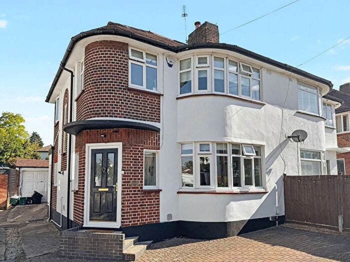 3 Bedroom Semi-Detached House For Sale In Beaumont Road, Petts Wood, Orpington, BR5