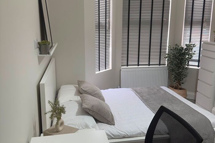 1 Bedroom Property To Rent In Stirling Road, London, HA3