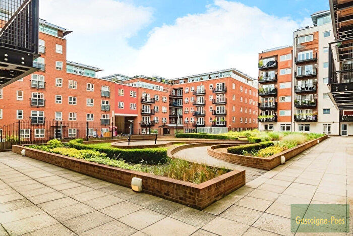 1 Bedroom Apartment To Rent In Royal Gallery, KT2