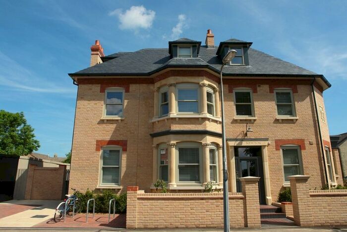 1 Bedroom Flat To Rent In Humberstone Road, Cambridge, CB4