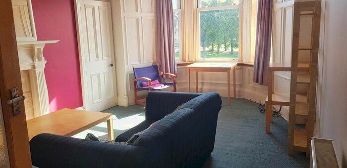 1 Bedroom Flat To Rent In Harrison Gardens, Edinburgh, EH11