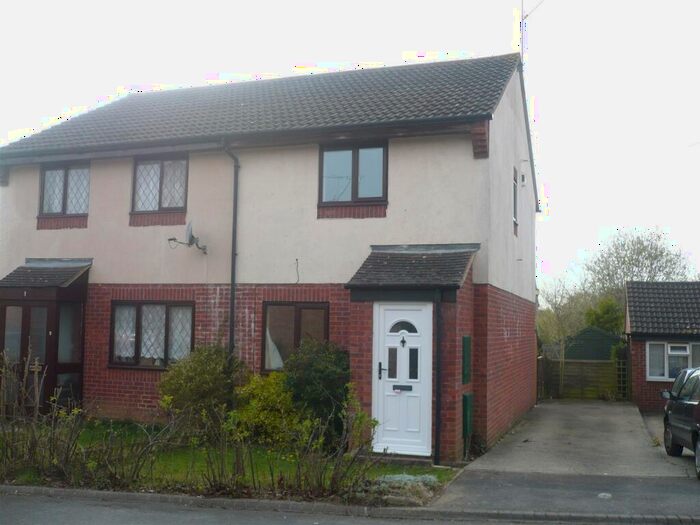 2 Bedroom Semi-Detached House To Rent In Hampshire Close, Shaw, SN5