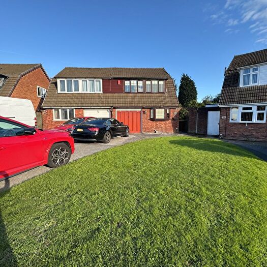 3 Bedroom Semi Detached House For Sale In Magness Crescent, Willenhall, WV12