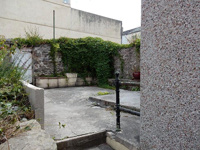 6 Bedroom Property To Rent In Furzehill Road, Plymouth, PL4