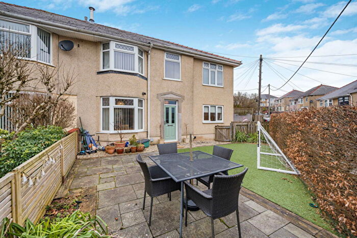 4 Bedroom Semi-Detached House For Sale In Alandale Road, Ebbw Vale, NP23