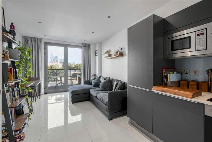 1 Bedroom Flat To Rent In Haven Way, London, SE1