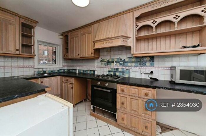 1 Bedroom Flat To Rent In Thurlby Close, Harrow, HA1